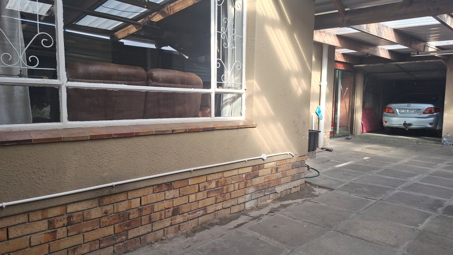 5 Bedroom Property for Sale in Retreat Western Cape